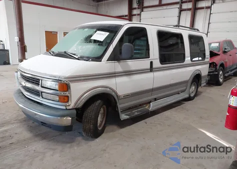 1996 Chevrolet G10 z USA, uszkodzony, nr VIN 1GBFG15RXT1012436